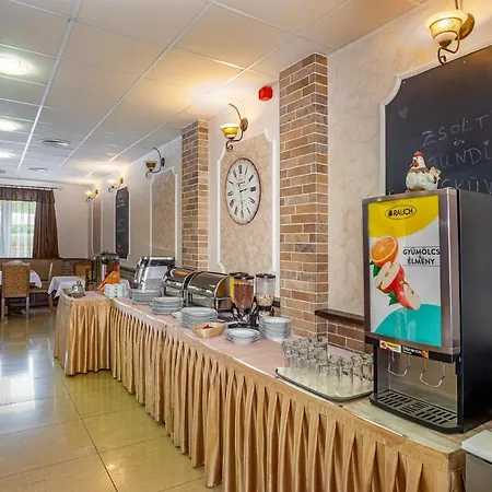 Nefelejcs Hotel 3*